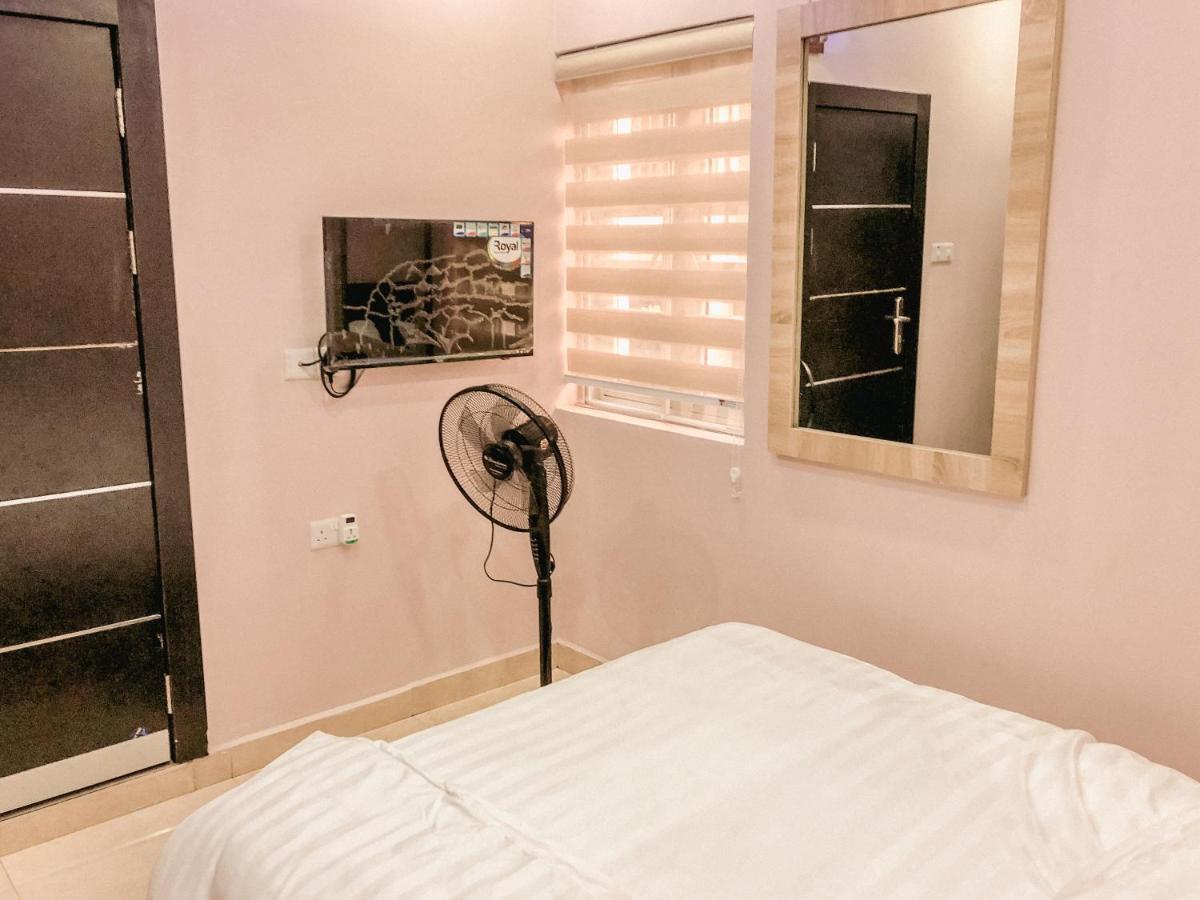 Crayford Homes Ikeja Exterior photo